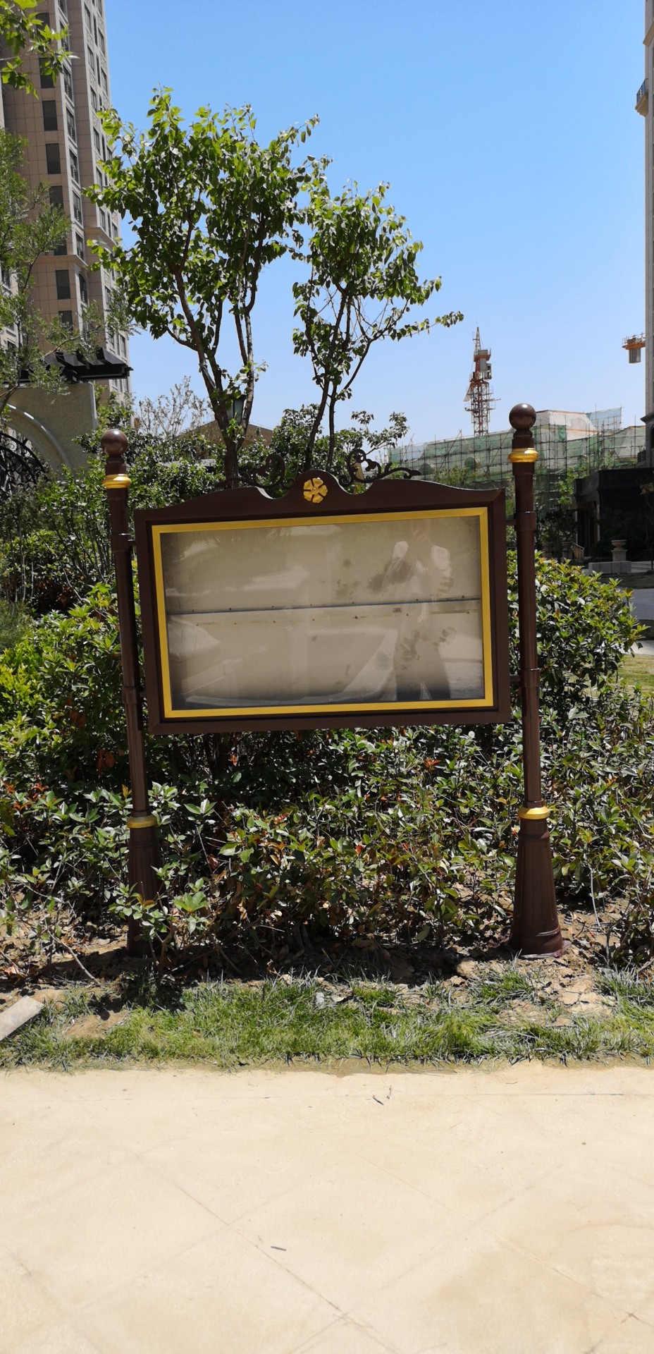 济宁市高端社区瑞马意墅标识导向牌工程圆满结